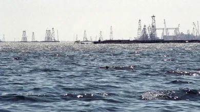 كازاخستان تحول مسار صادرات النفط بسبب اضطراب النقل في بحر قازوين