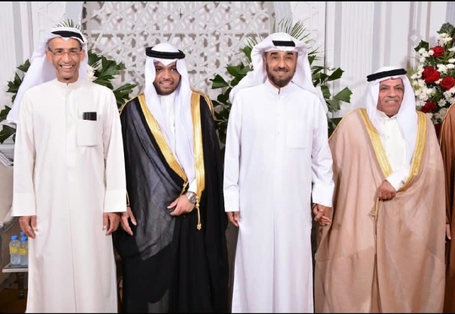 عبدالعزيز الدعيج وطالب الخرقاوي مهنئين