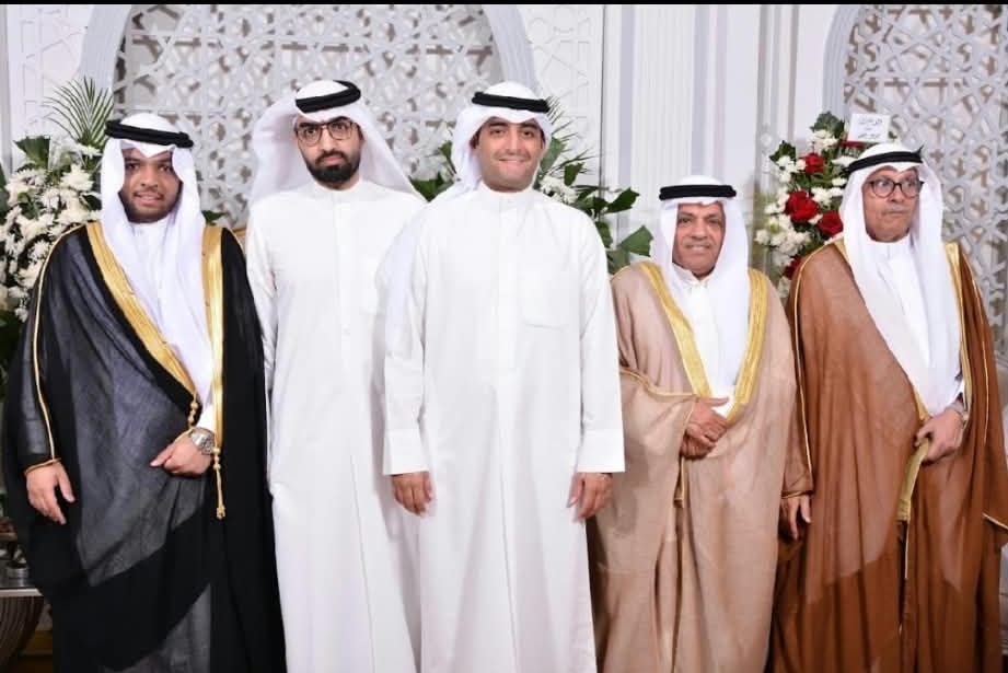 مفلح السبيعي وحمد الداحس مهنئين