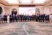 الشيخ خالد الصباح مع المشاركين في مؤتمر آبيك 2026 في سنغافورة